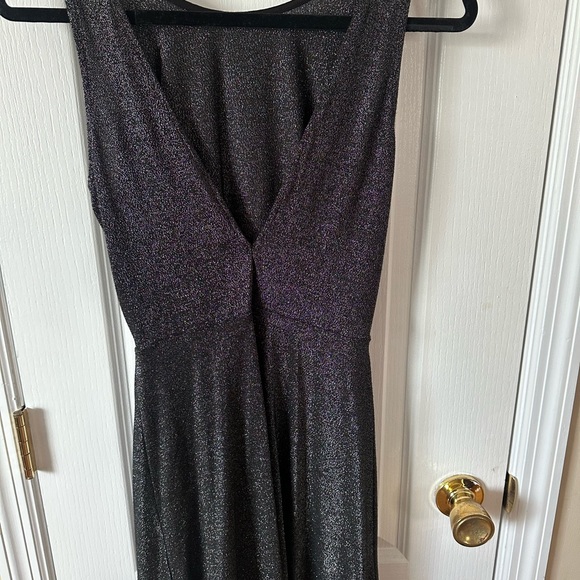 Like new shimmery stretch mini dress - Picture 8 of 8
